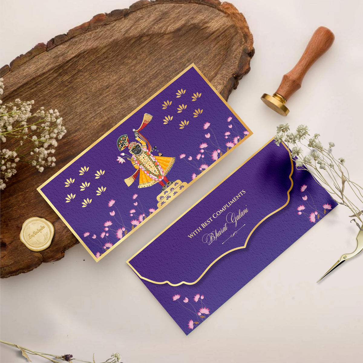 Luxury Money Envelope Lotus Motif detail view